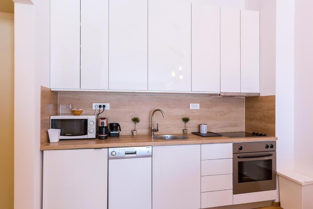 Armani Apartment 梅杜林 外观 照片
